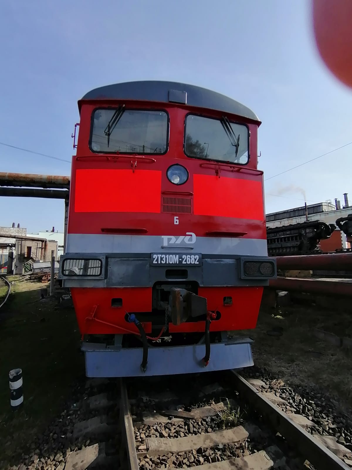 Подробнее о статье  Тепловоз  3 -х секционный с электрической передачей